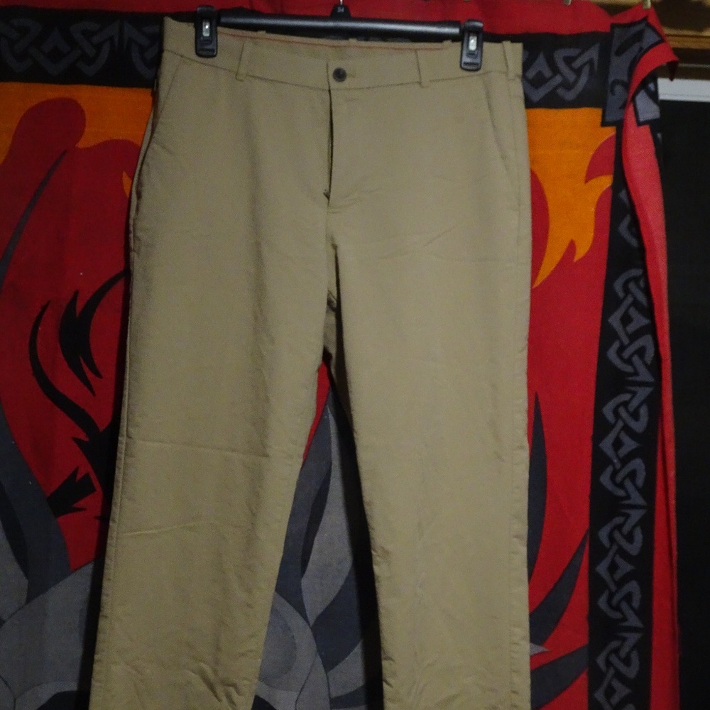 izod khaki